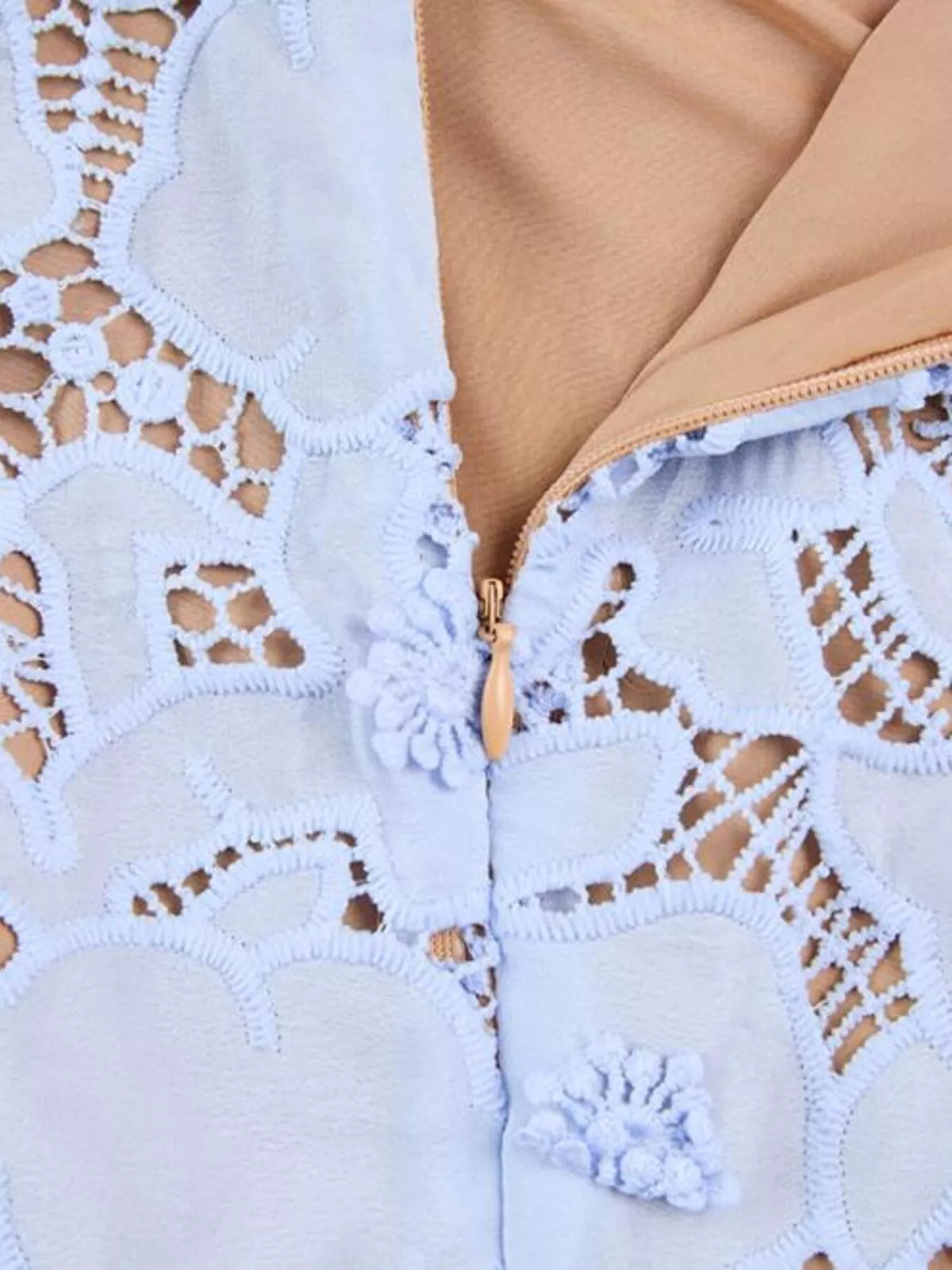 Floral lace dress hem detail