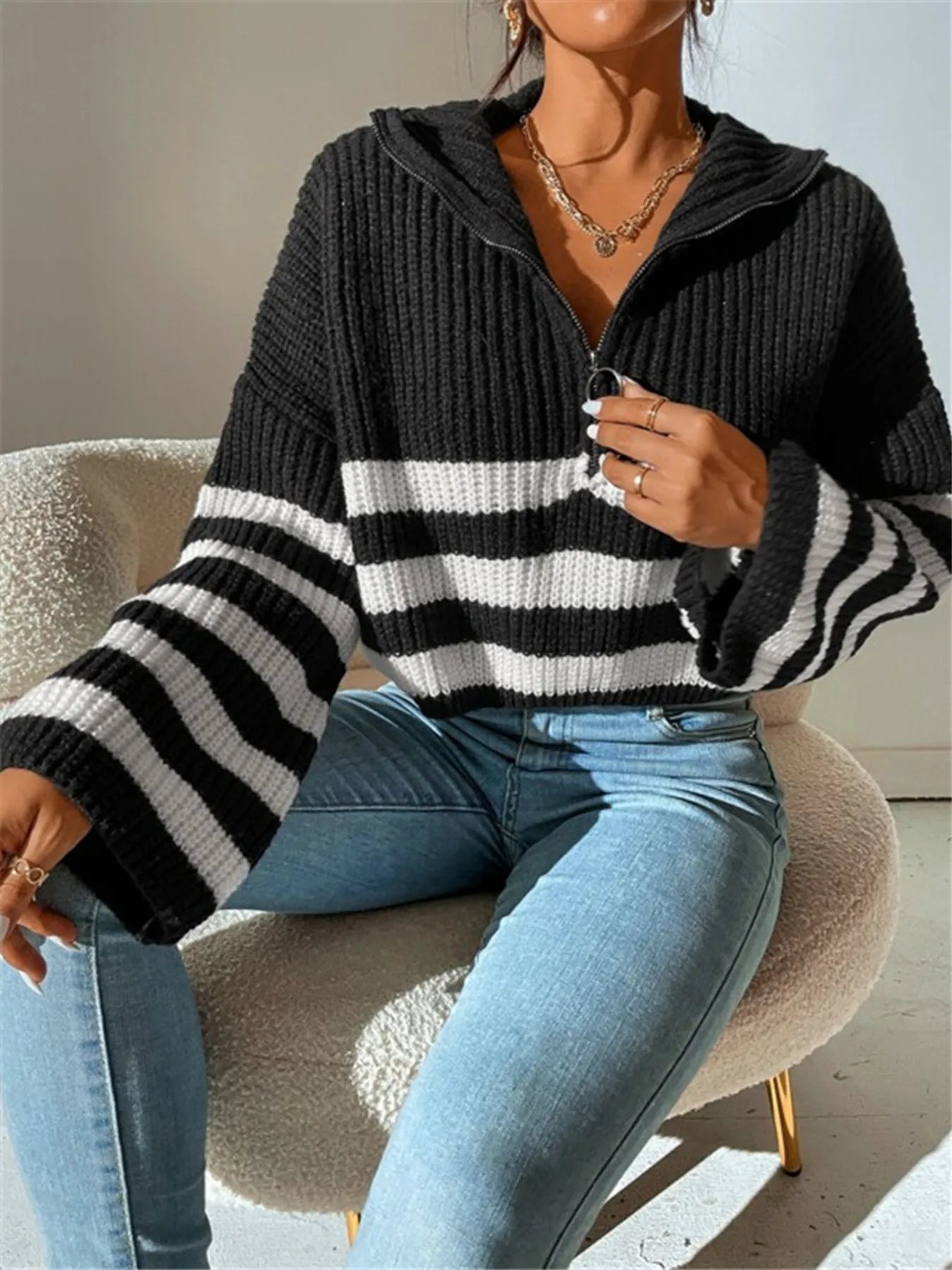 Striped Half Zip Cropped Sweater - Fashorio