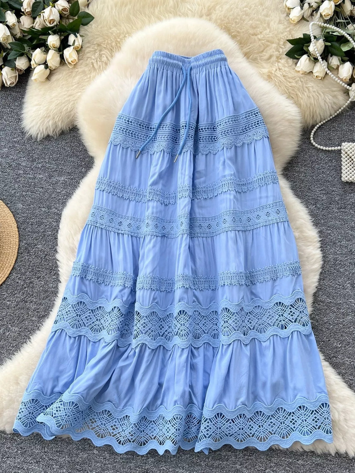Lace tiered skirt in pink