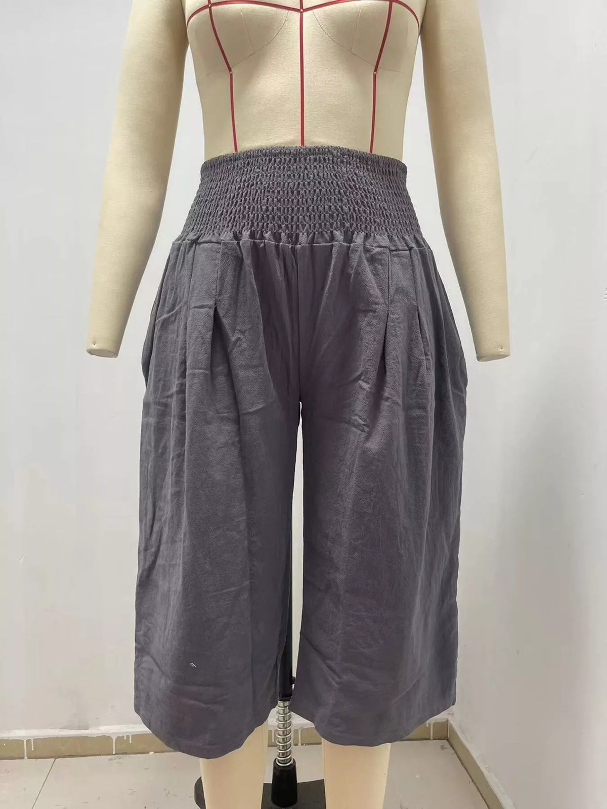 Front view of the smocked wide leg capri pants