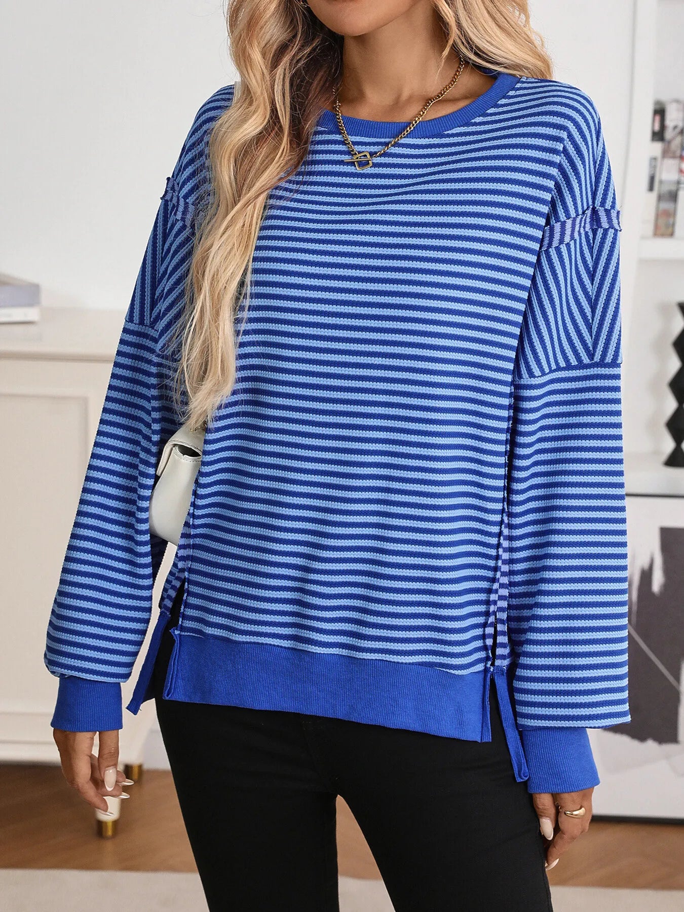 Exposed Seam Striped Contrast Sweatshirt - Fashorio