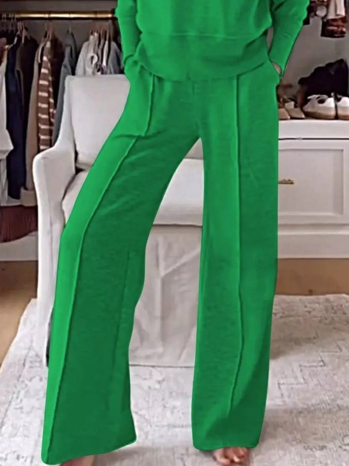 Cozy top and pants set overview