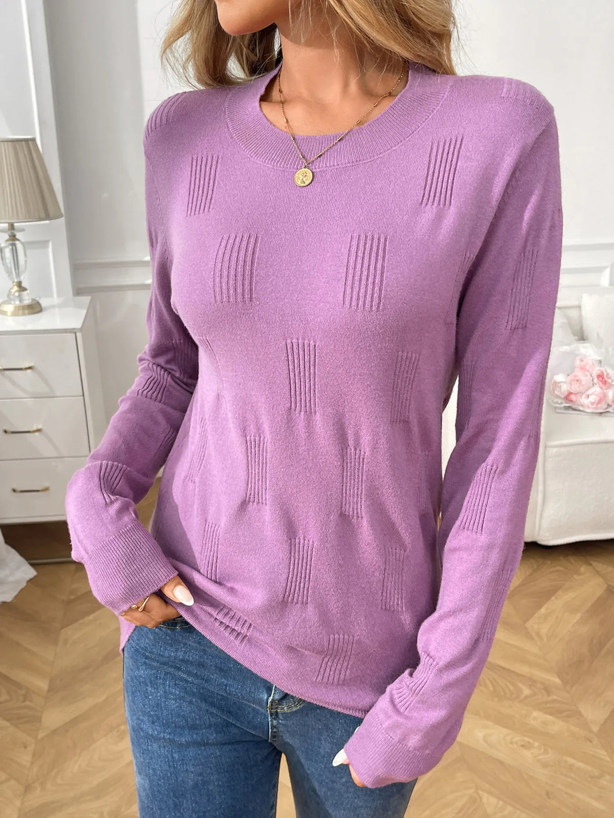 Round neck long sleeve ribbed knit top sleeve detail