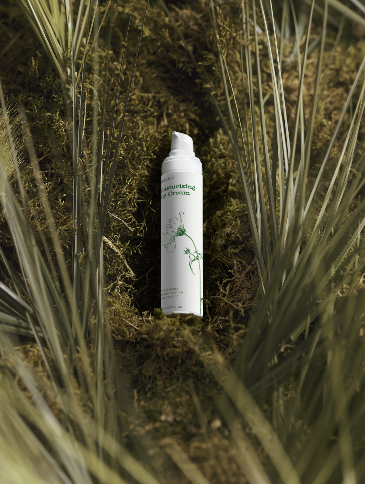 Hyaluronic Acid moisturiser for plump dewy complexion