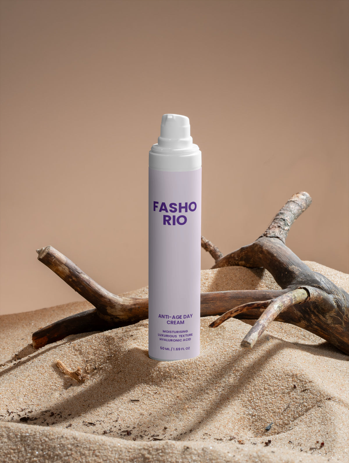 Hyaluronic Acid anti age moisturiser lifestyle image