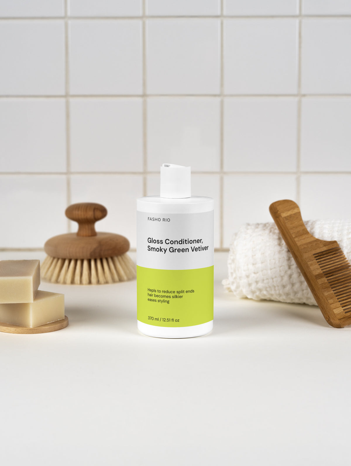 Gloss conditioner back label ingredients smoky vetiver