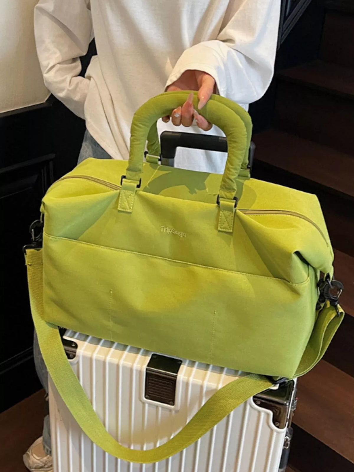 Duffel bag padded handle detail