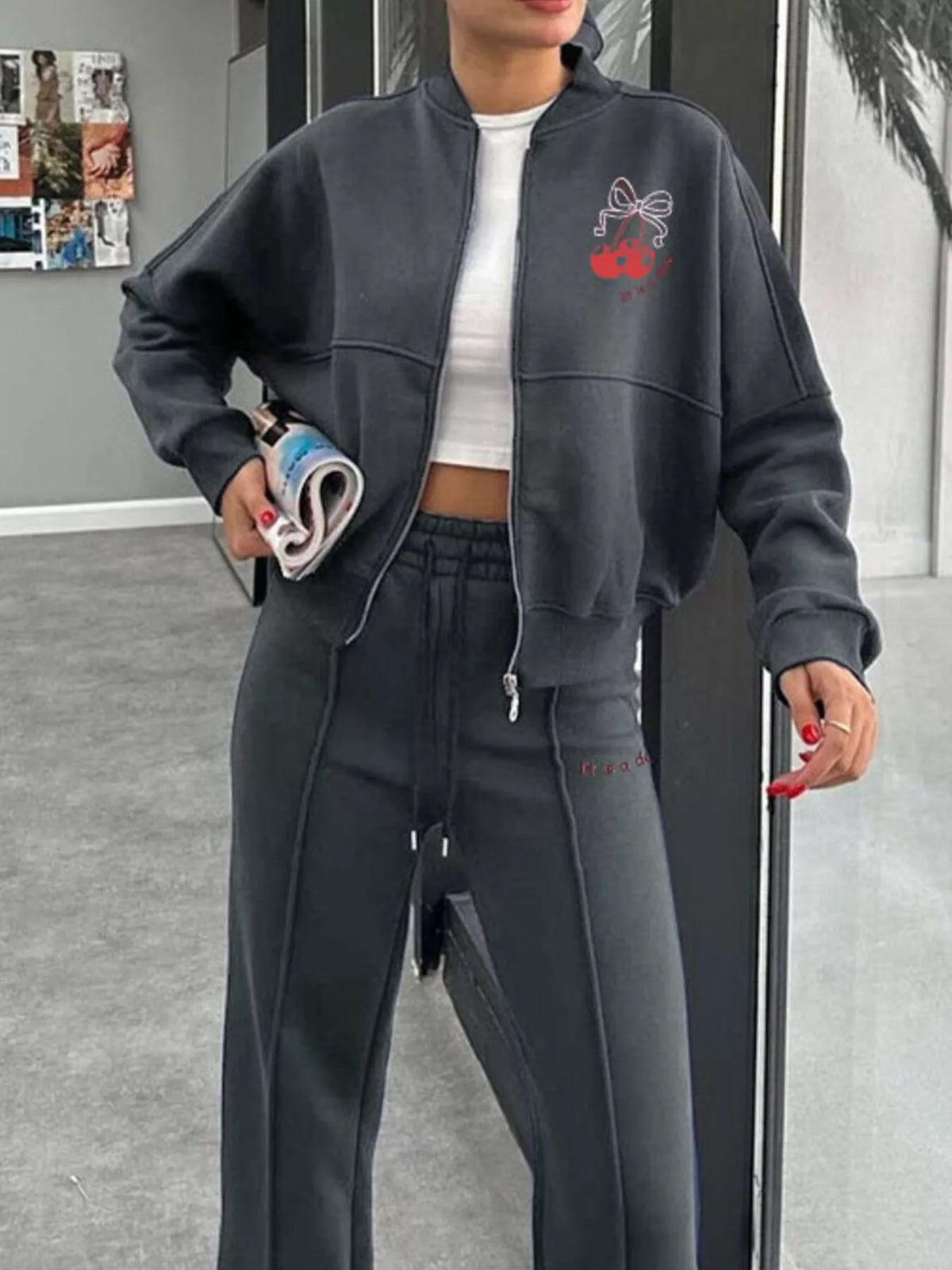 Zip up set fabric texture