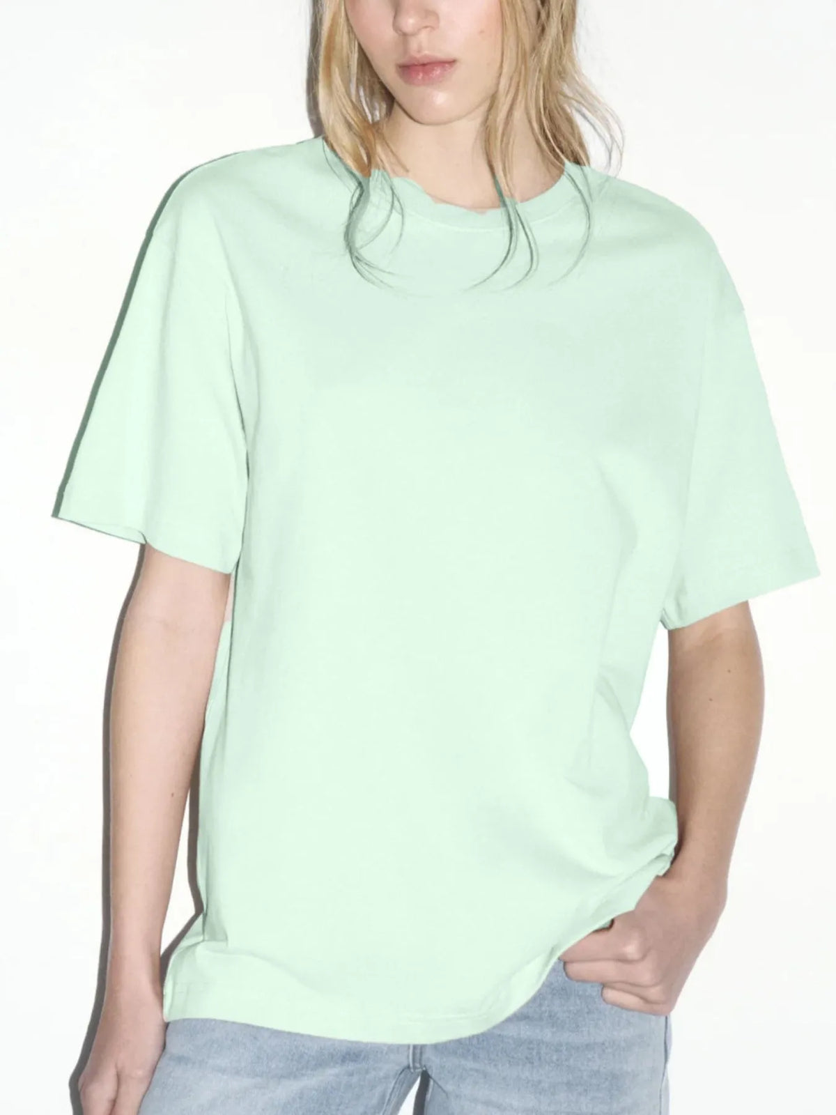detail of the round neckline and soft fabric