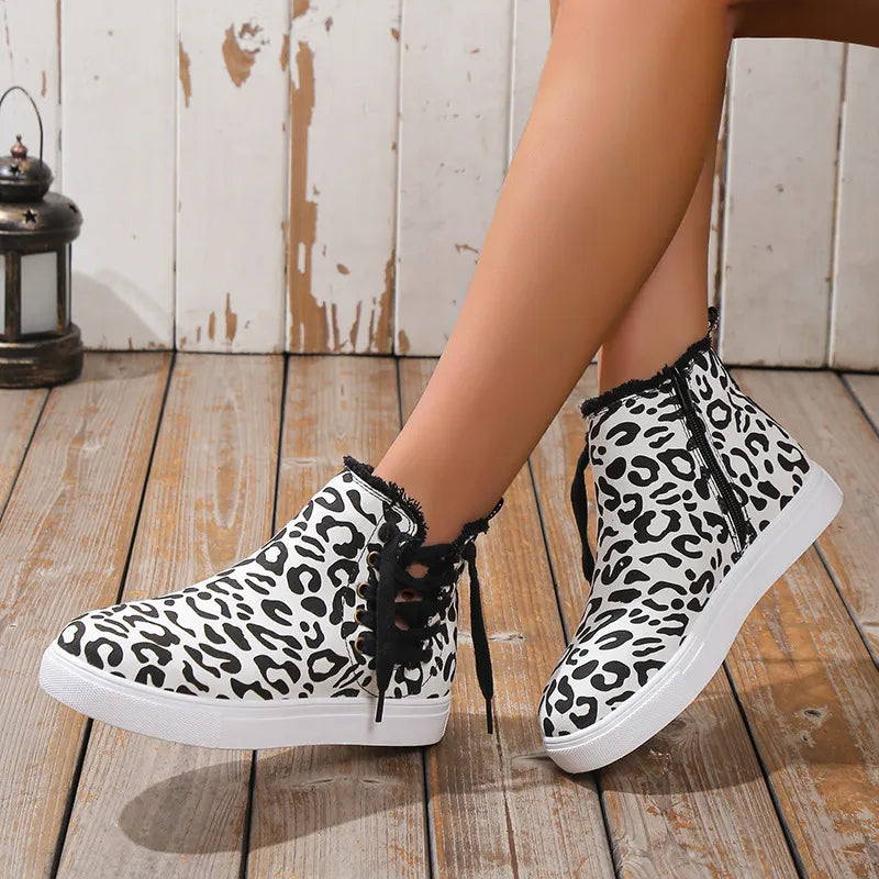 Lace Up Round Toe Canvas Boots with Side Zip toe detail
