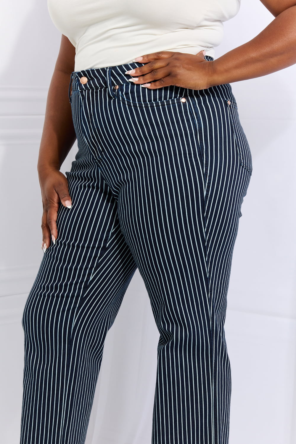 Judy Blue Cassidy High Waisted Tummy Control Striped Jeans – Full Size - Fashorio