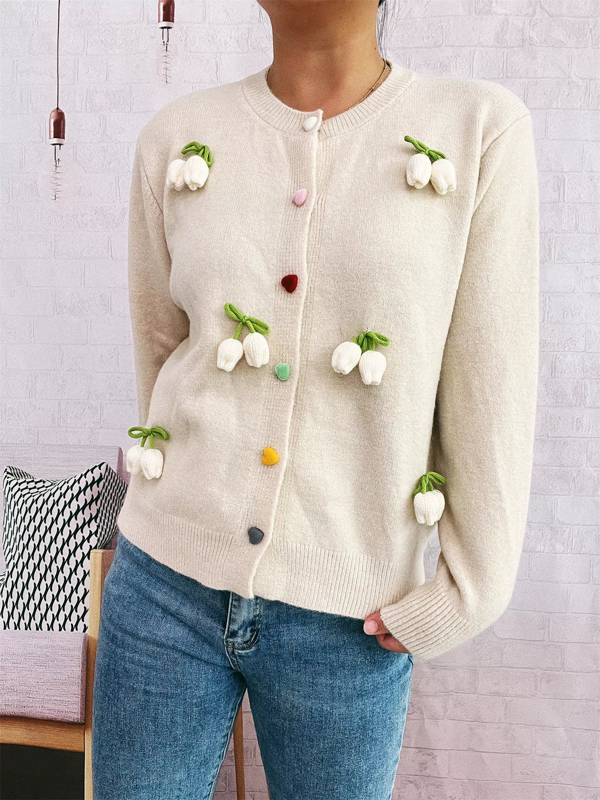 Flower cardigan neckline detail