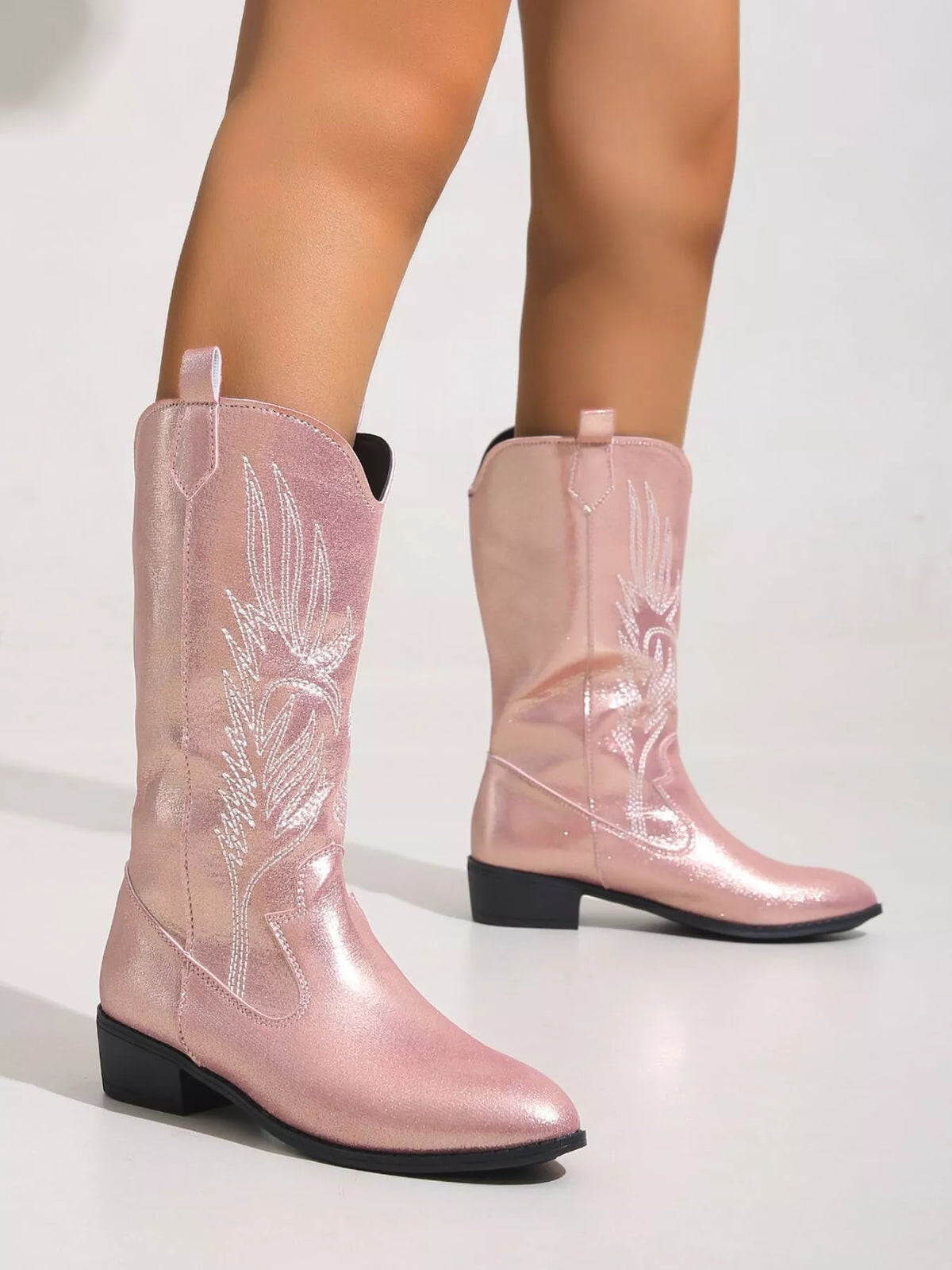 embroidered block heel boots toe close up