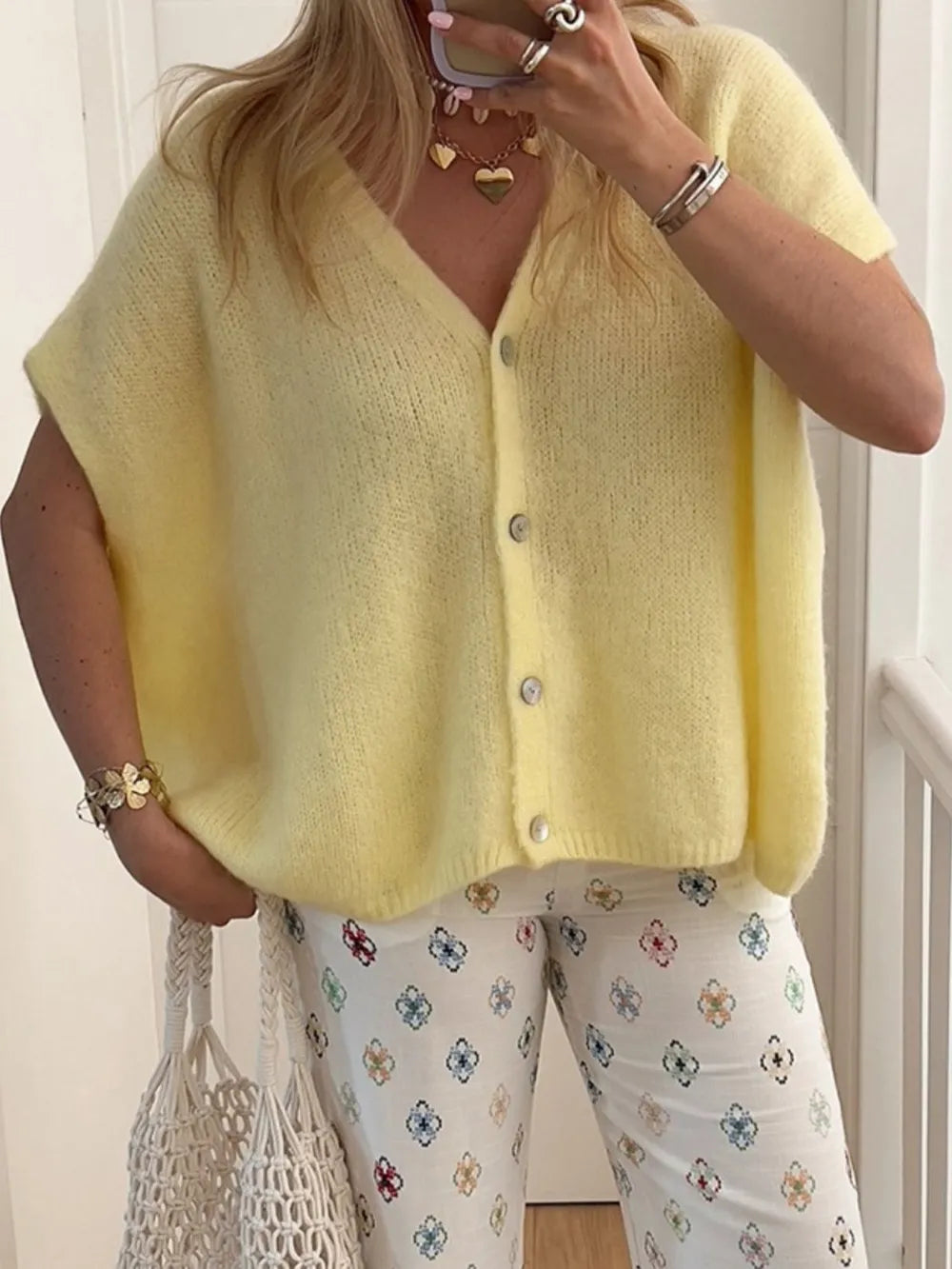 V-Neck Button Up Short Sleeve Cardigan - Fashorio