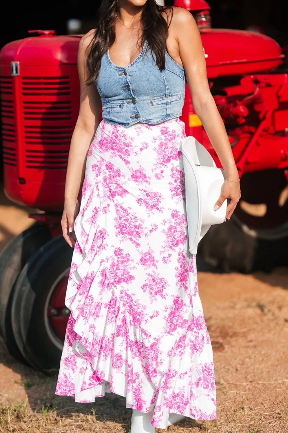 Side split detail on floral maxi skirt