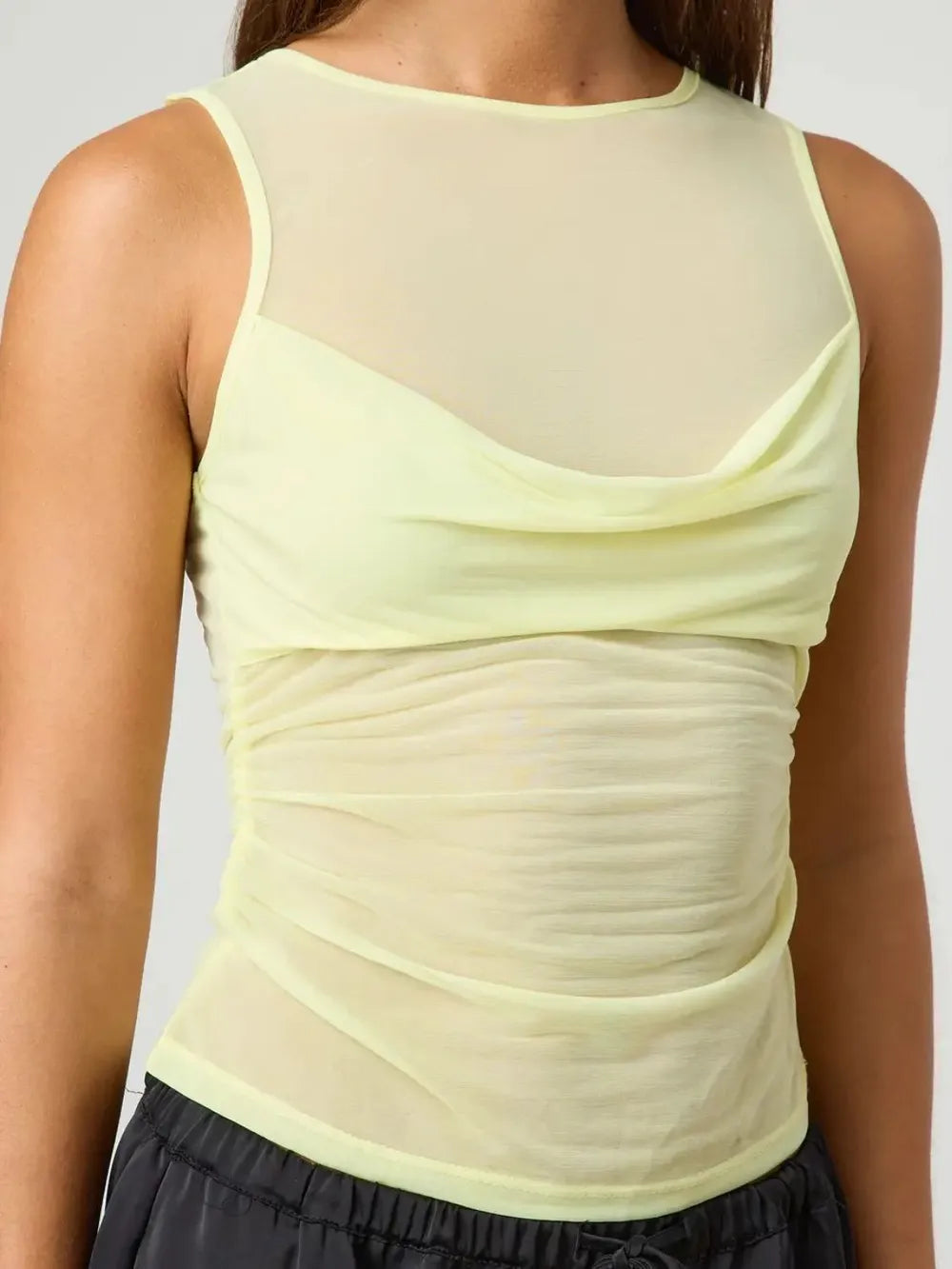 Round neck tank top full length styling