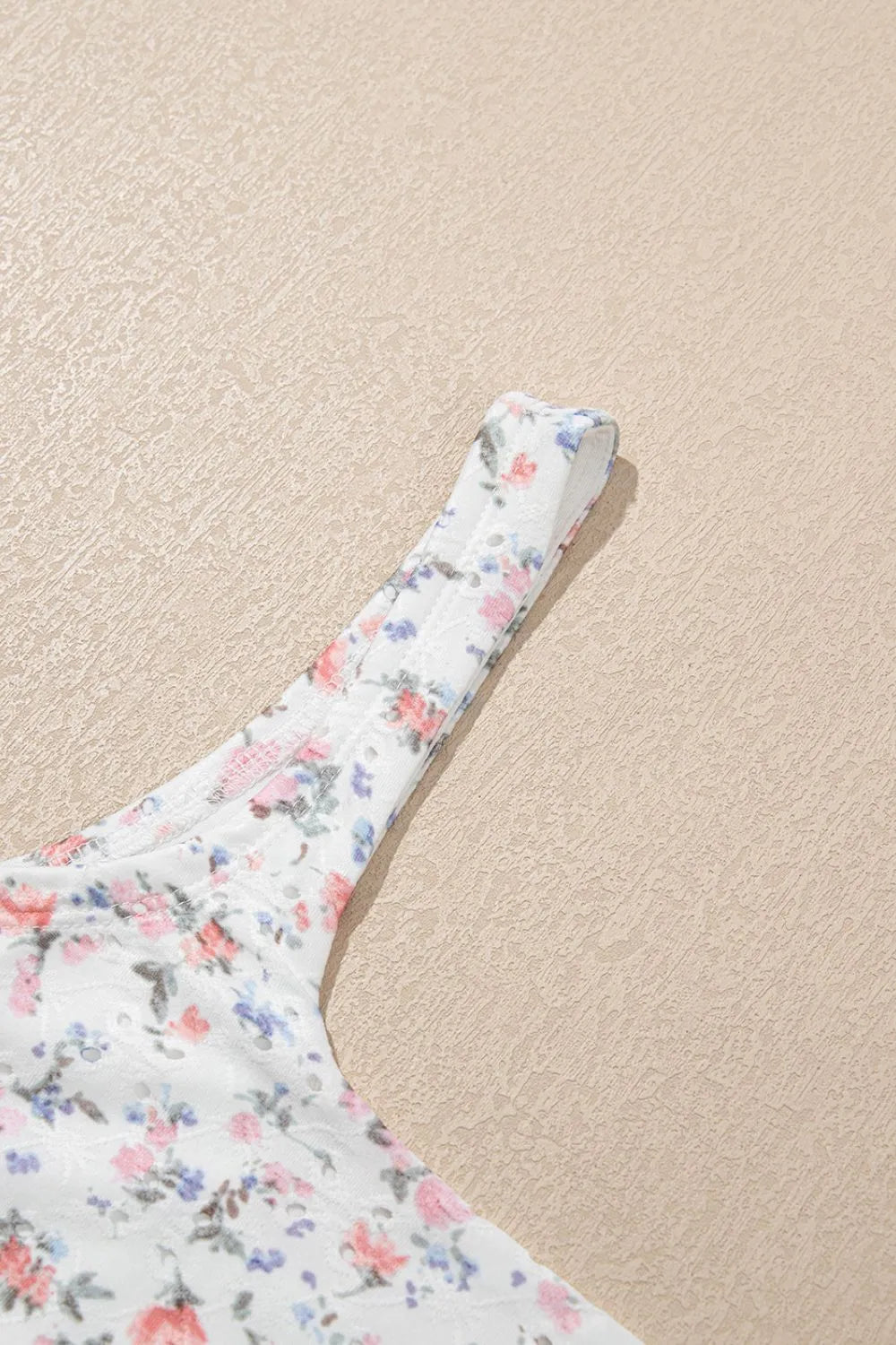 Floral Textured Square Neck Sleeveless Bodysuit - Fashorio