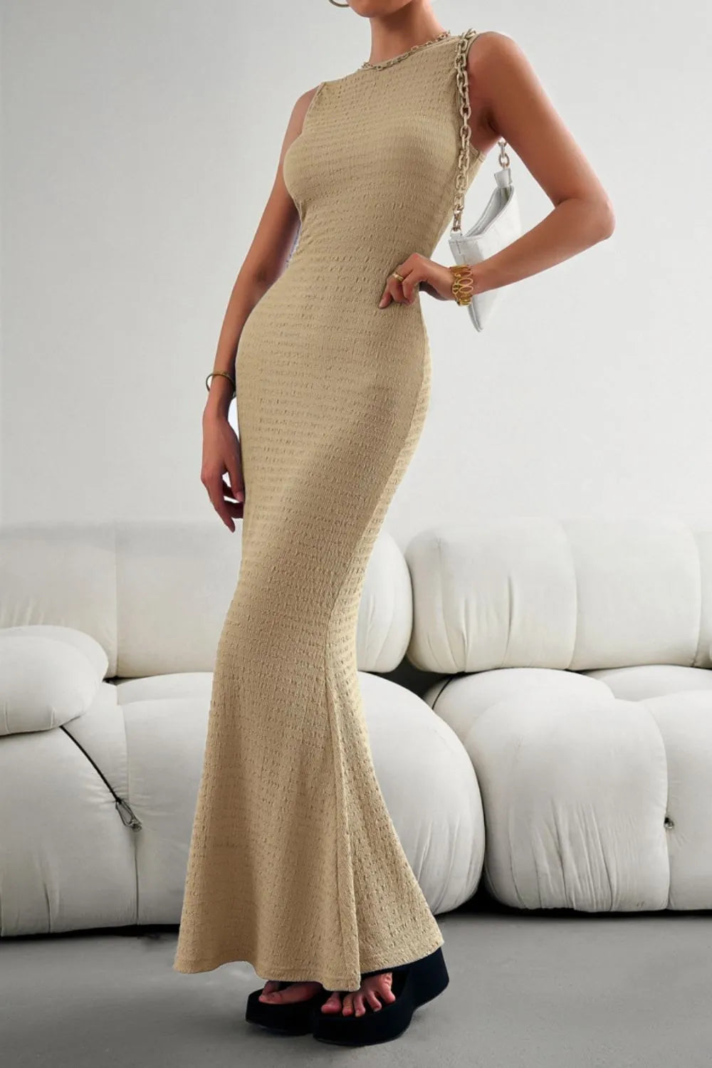 Sleeveless fishtail maxi dress fabric detail