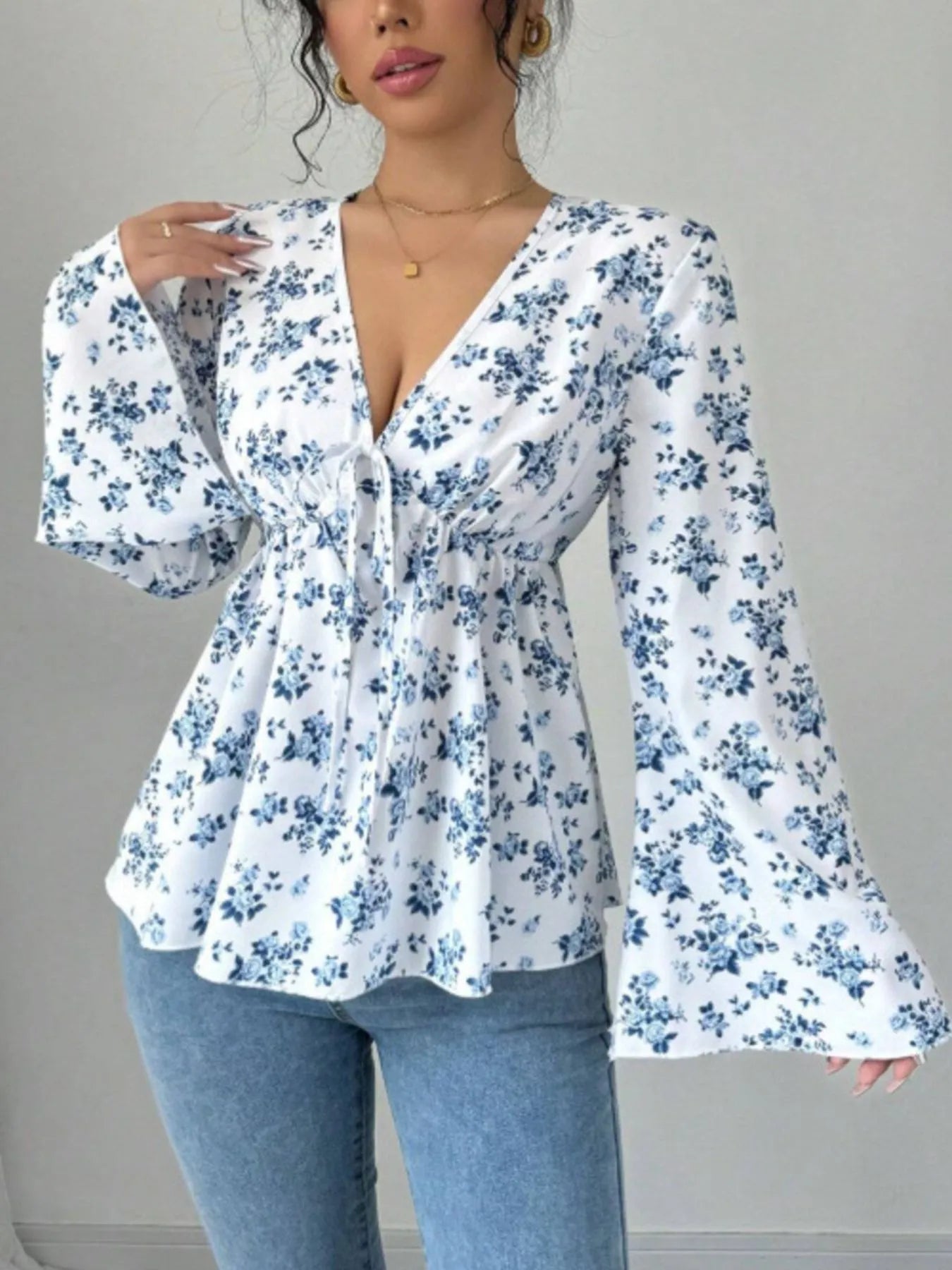Floral Print V-Neck Long Sleeve Blouse - Fashorio