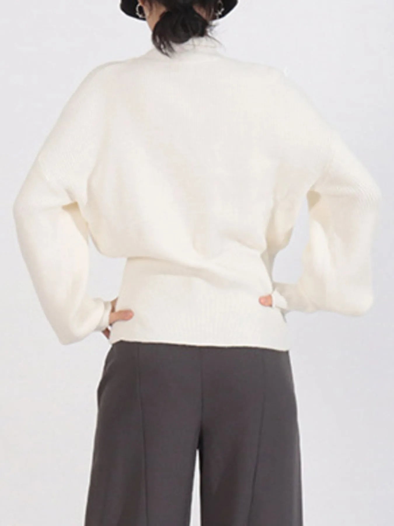 Bow Front Turtleneck Long Sleeve Sweater - Fashorio