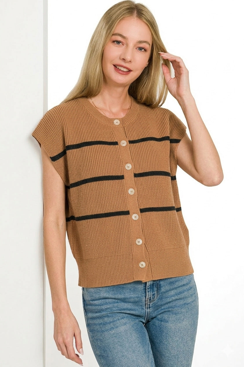Sleeveless ribbed sweater vest button detail