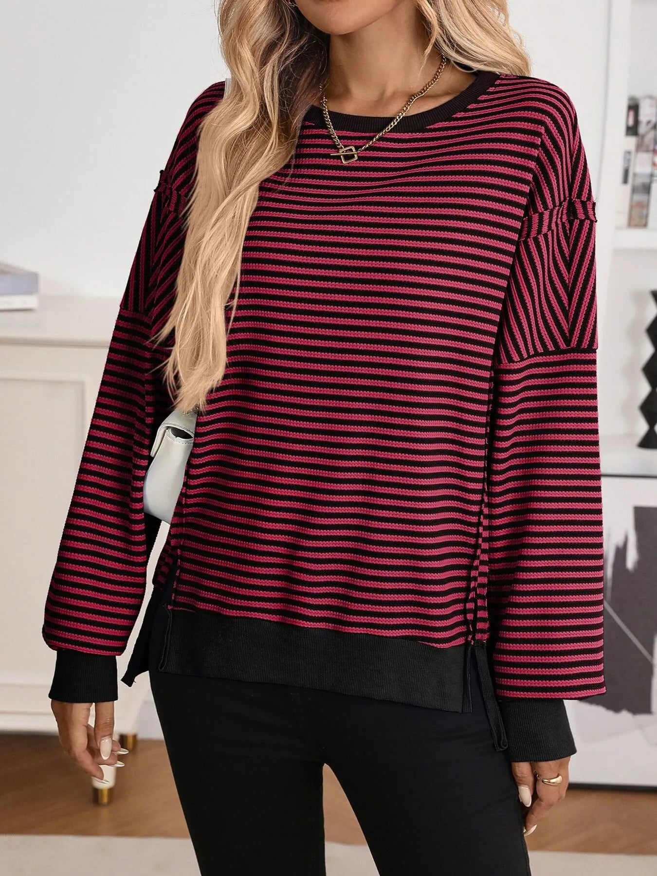 Exposed Seam Striped Contrast Sweatshirt - Fashorio