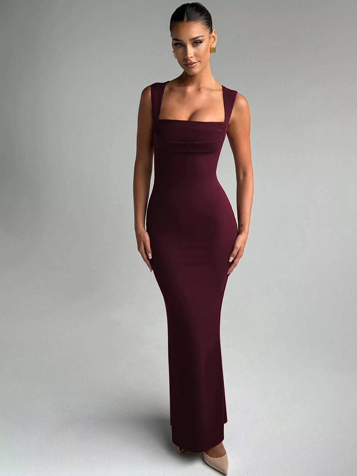 Maxi dress styled as a summer outfit