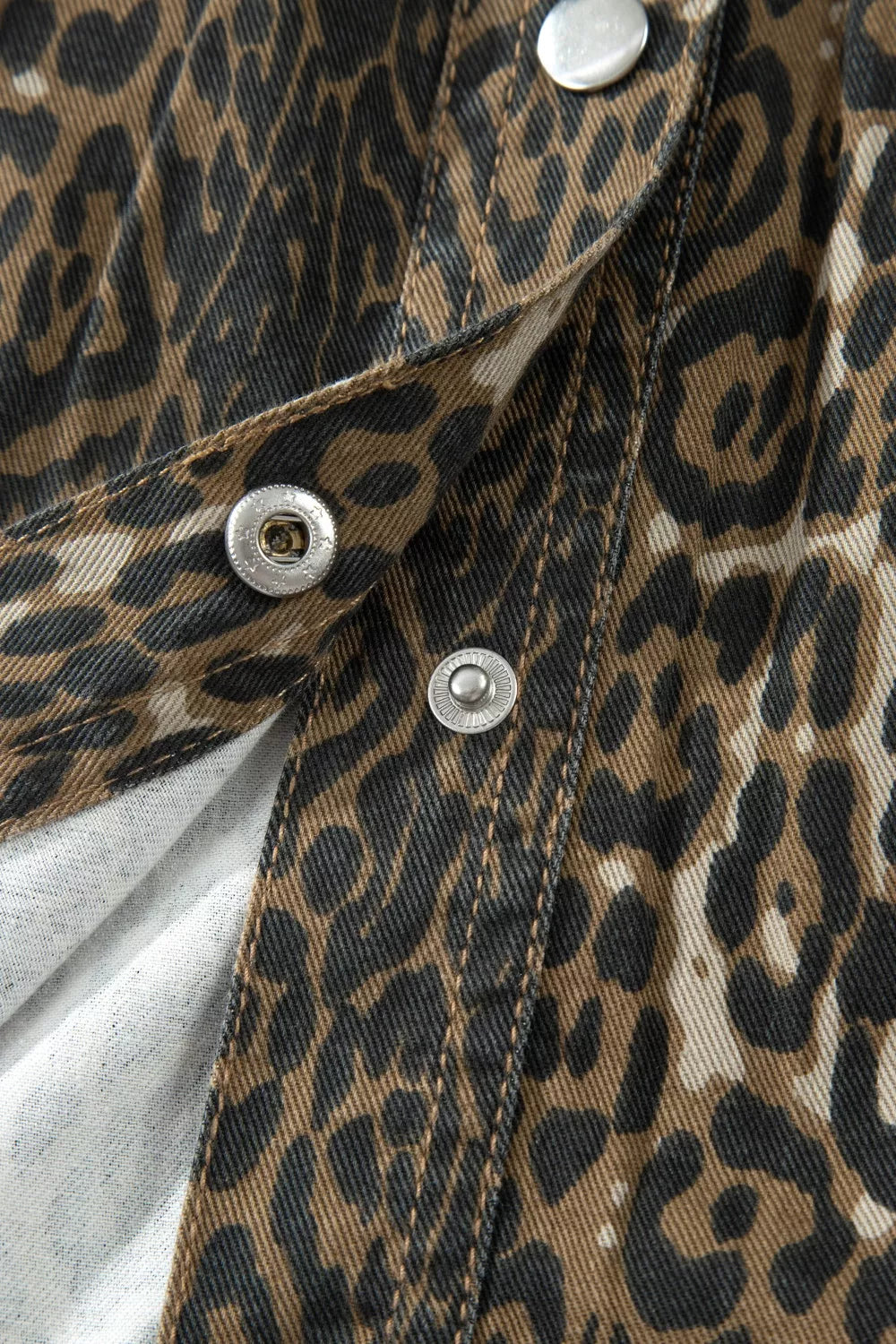 Leopard print puff sleeve denim mini dress front view