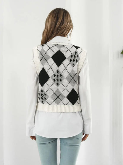 V-Neck Plaid Sweater Vest - Fashorio