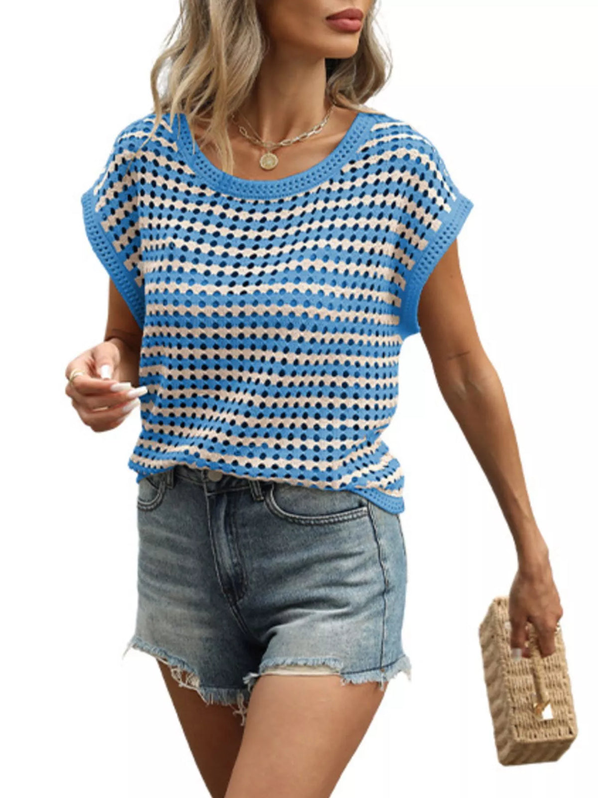 Short sleeve crochet knit detail