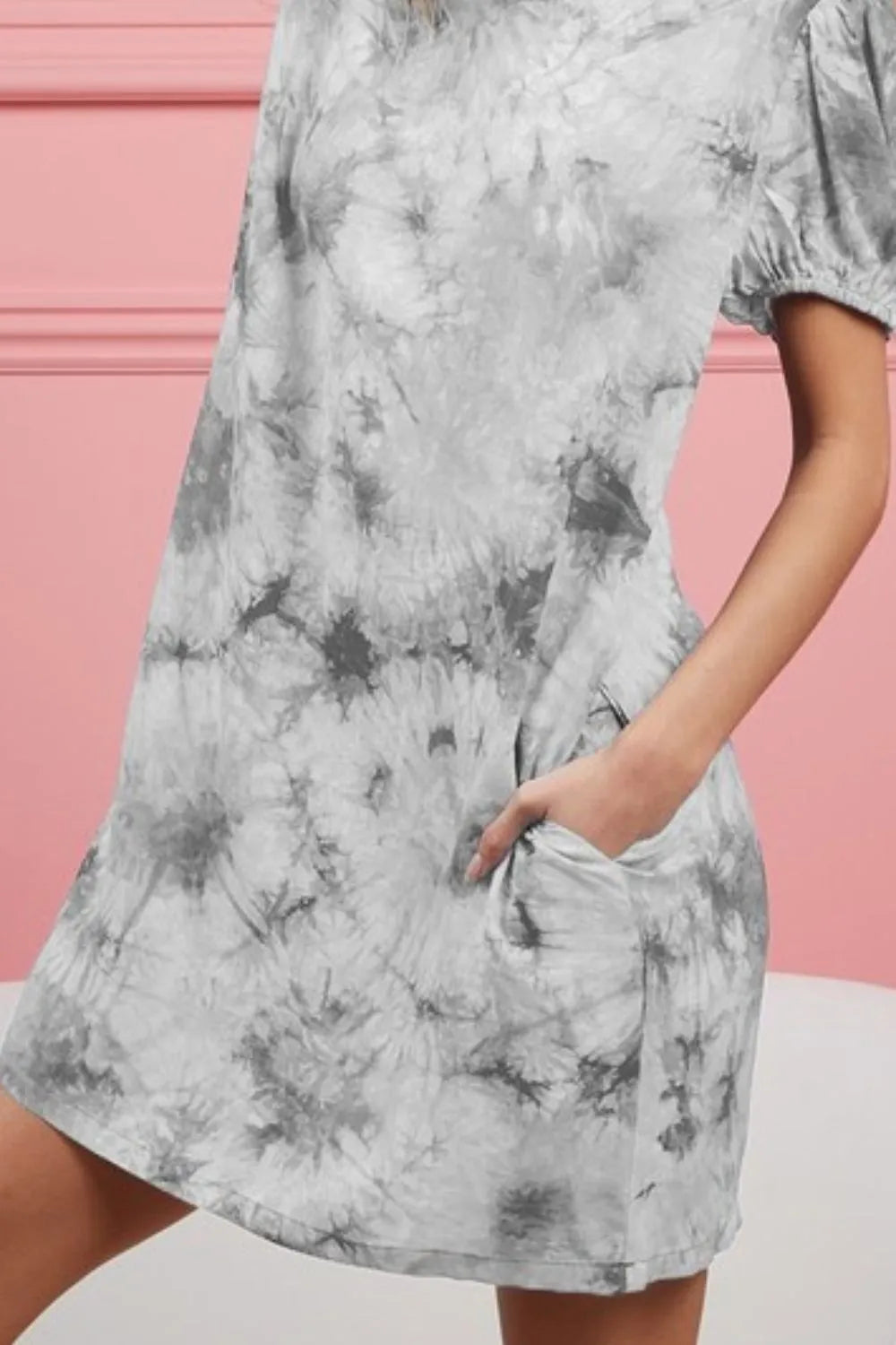 Tie Dye Puff Sleeve Dress with Pockets in Gray side view