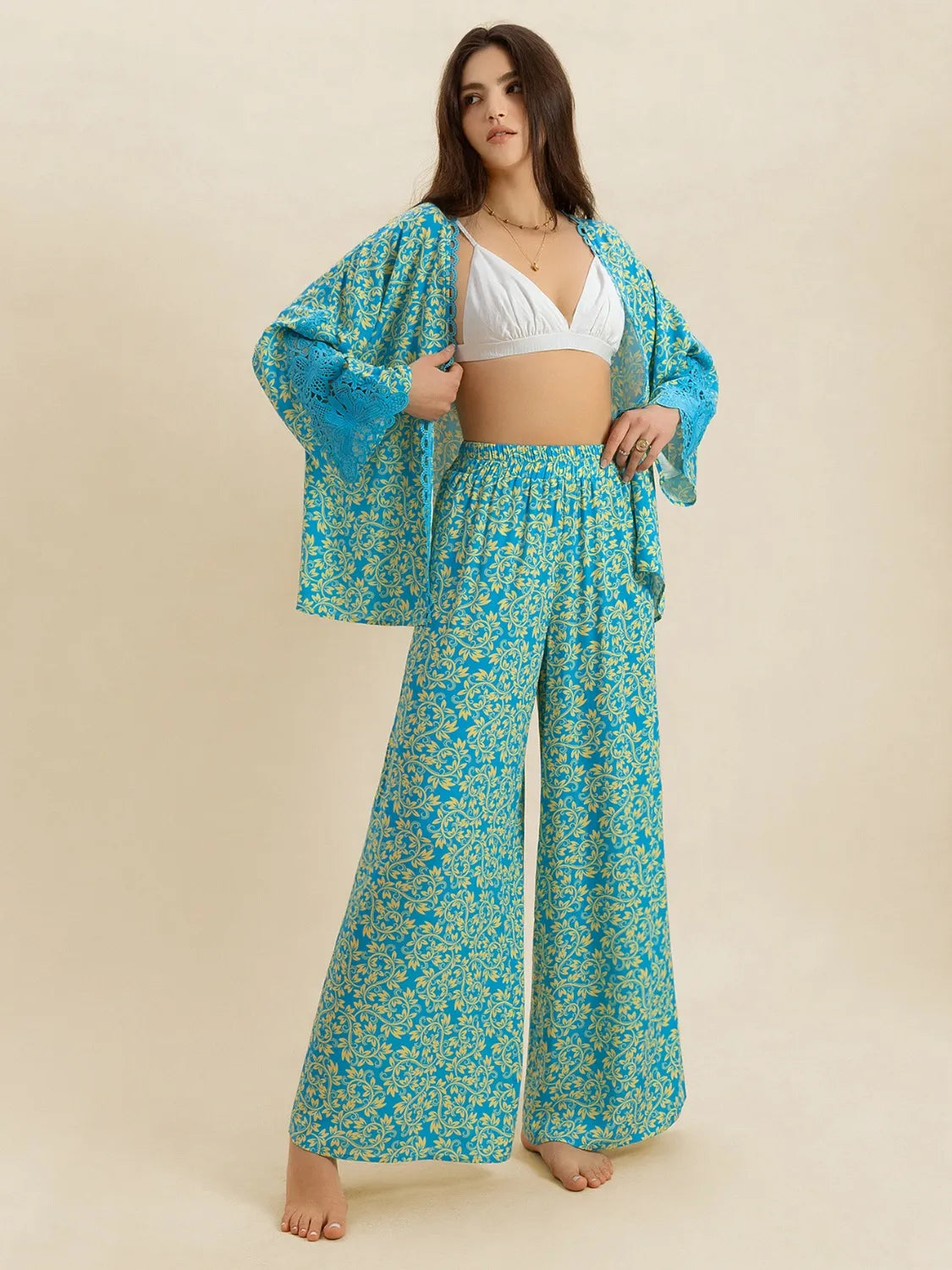 Wide leg pants of the teal matching set