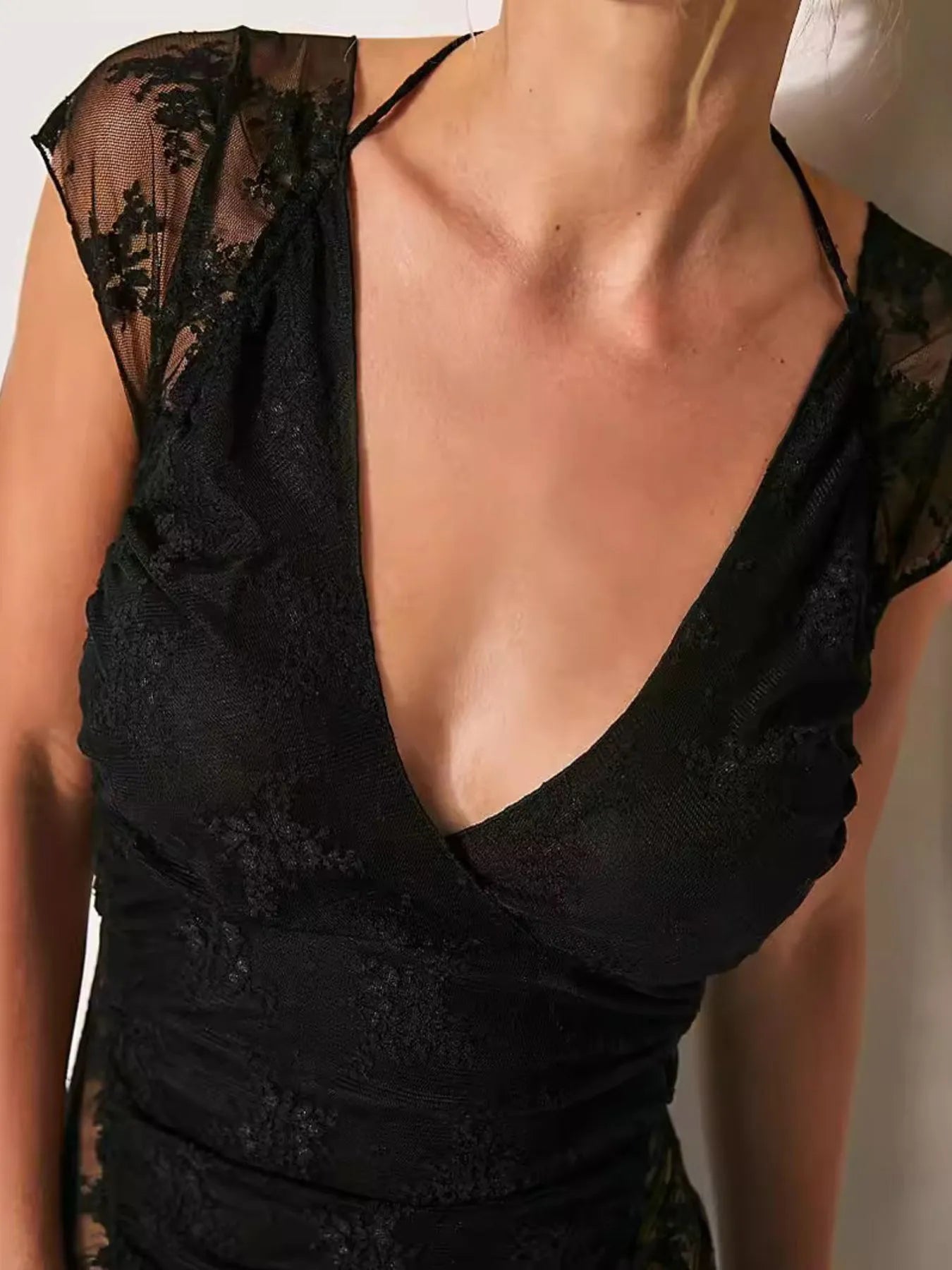 Lace Cap Sleeve Ruched T-Shirt - Fashorio