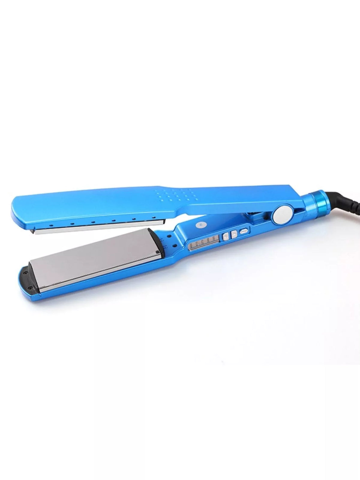 Straightener creating a soft curl