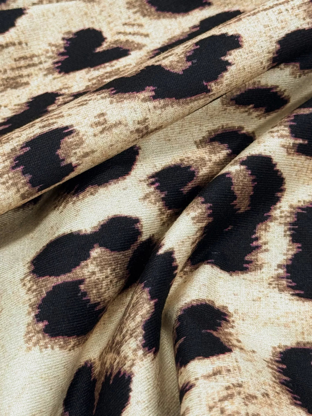 Leopard print one shoulder set detail view