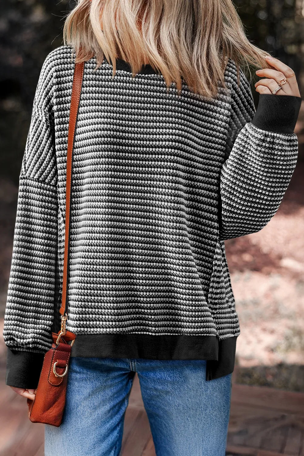 Oversized Striped Round Neck Sweatshirt - Fashorio