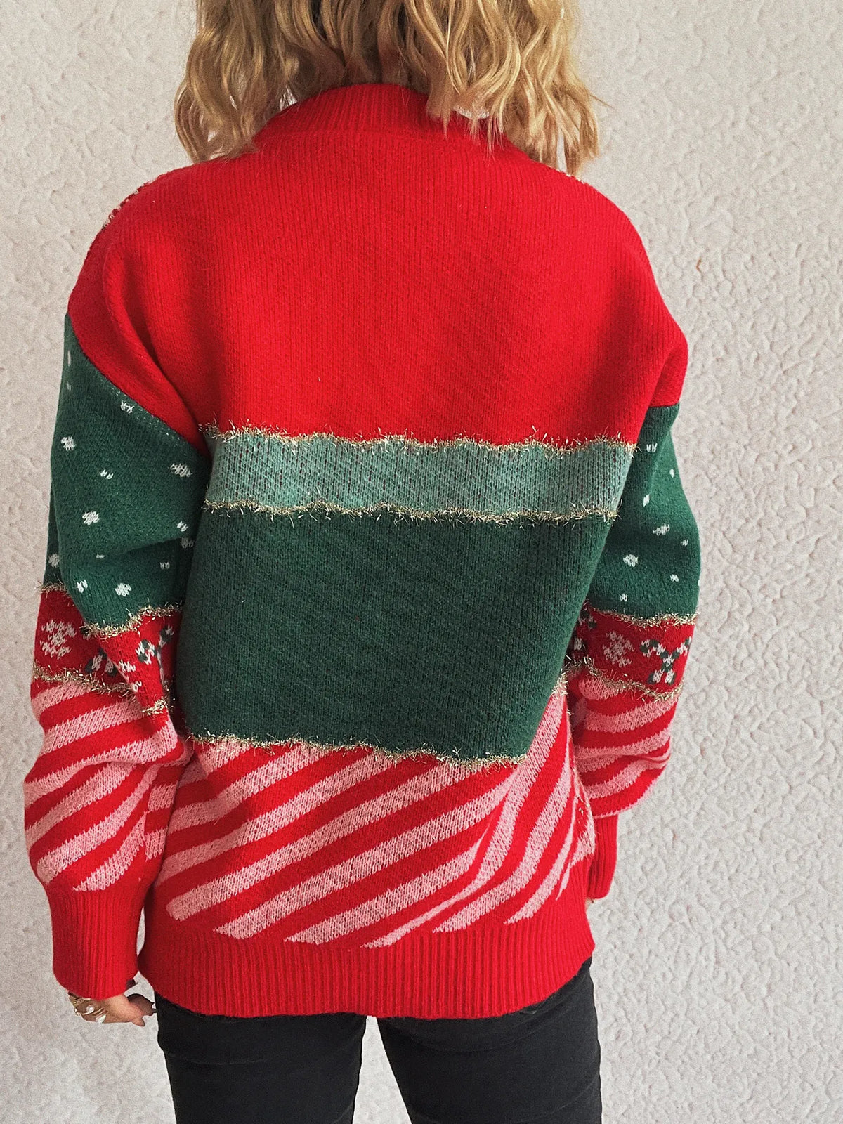 christmas letter round neck red sweater sleeve detail