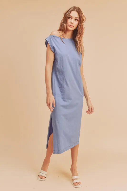 Side slit round neck sleeveless midi dress in periwinkle front view