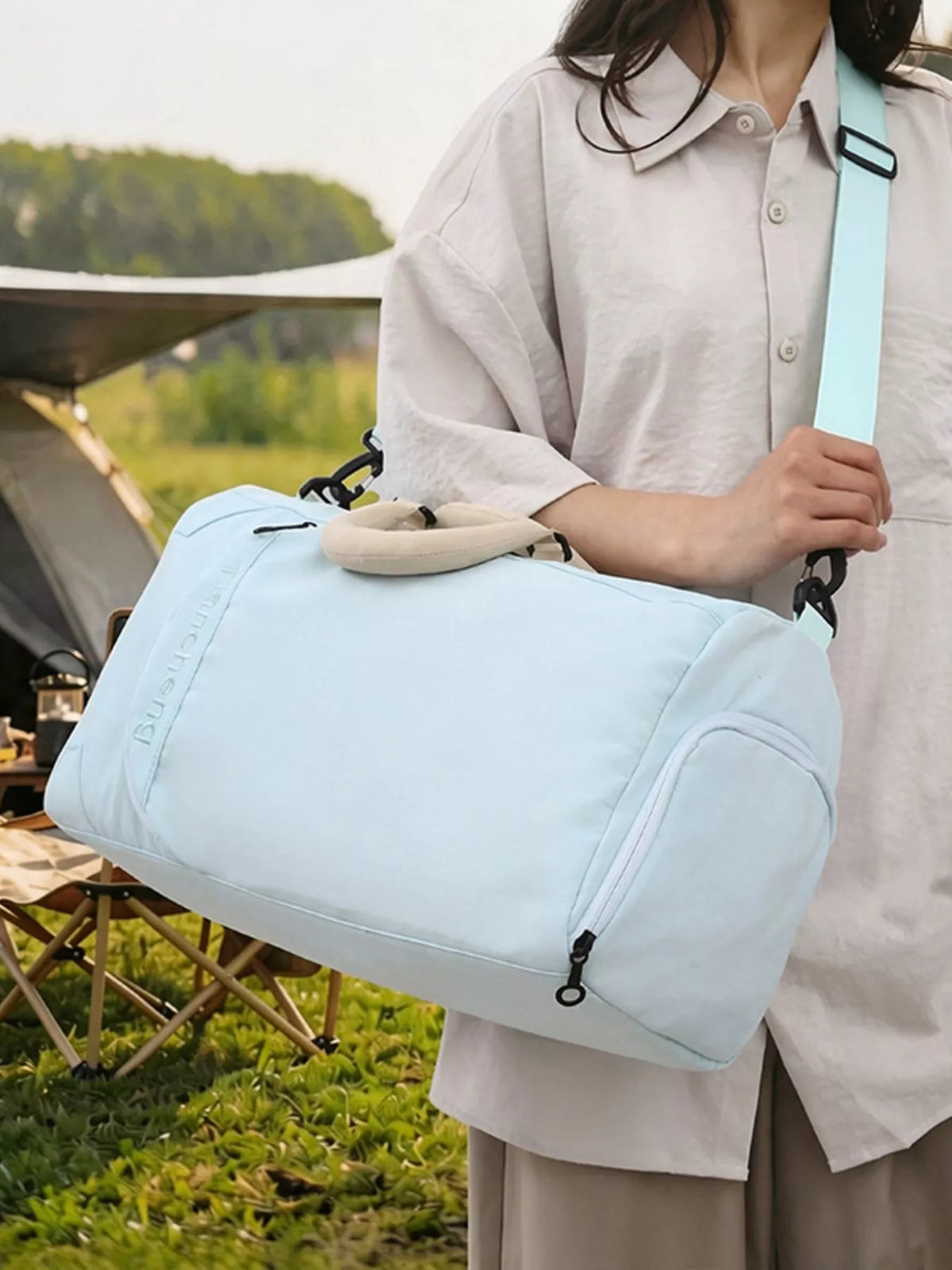 Duffel bag carry handles detail
