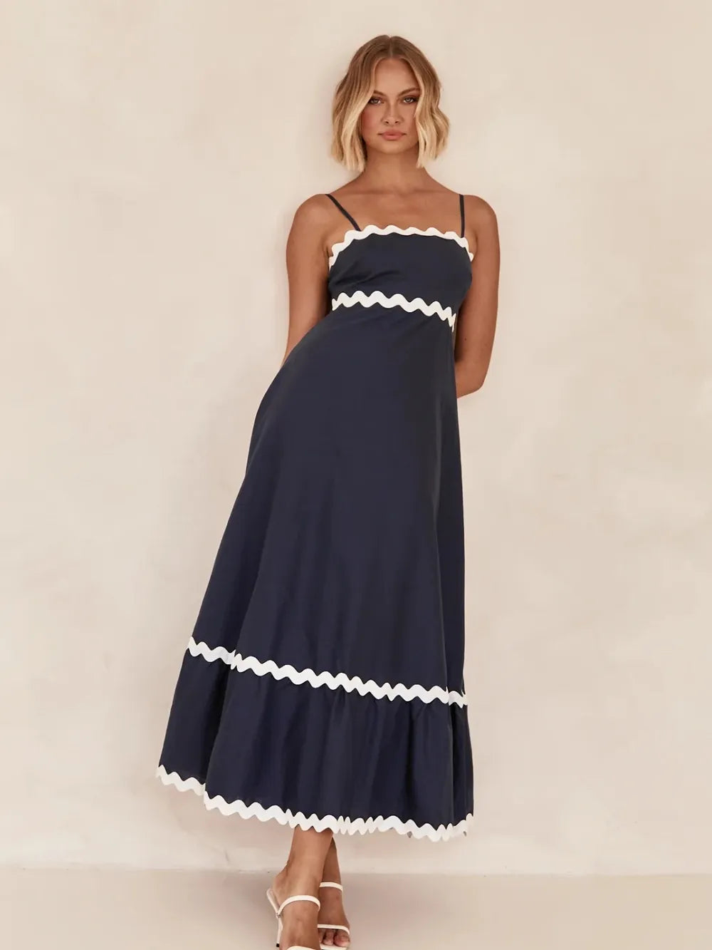 simple spaghetti strap maxi dress fabric and print detail