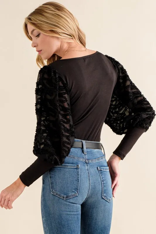 And The Why Textured Puff Sleeve Bodysuit - Fashorio