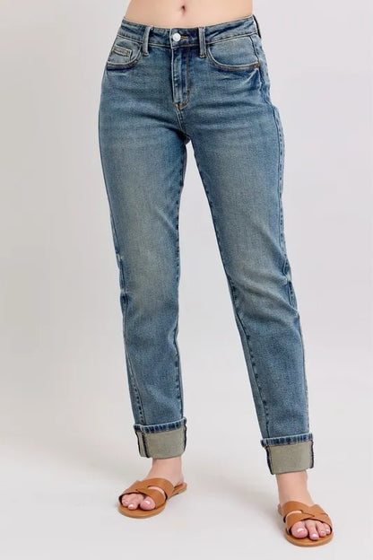 Judy Blue Full Size Mid Rise Vintage Wash Double Roll Cuff Boyfriend Jeans Plus Size - Fashorio