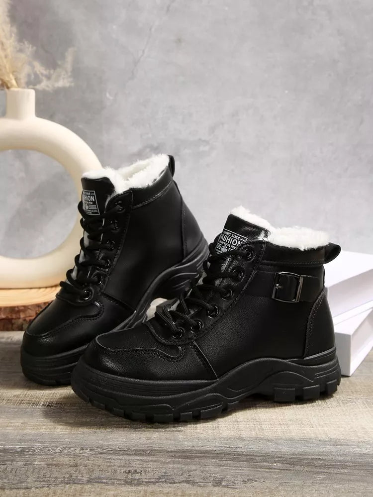 Warm lined buckle ankle boots upper detail