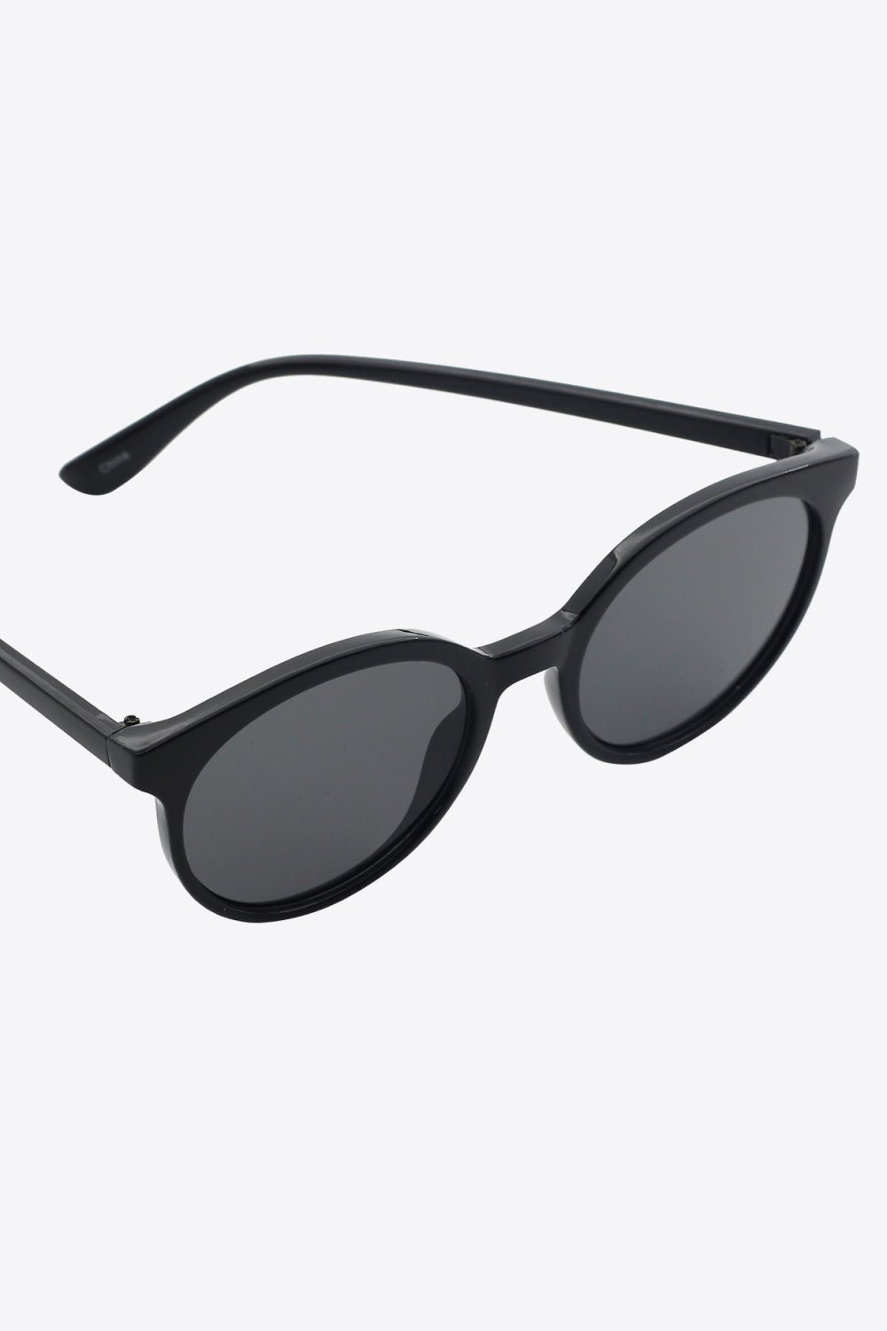 Round Full Rim Polycarbonate Frame Sunglasses - Fashorio
