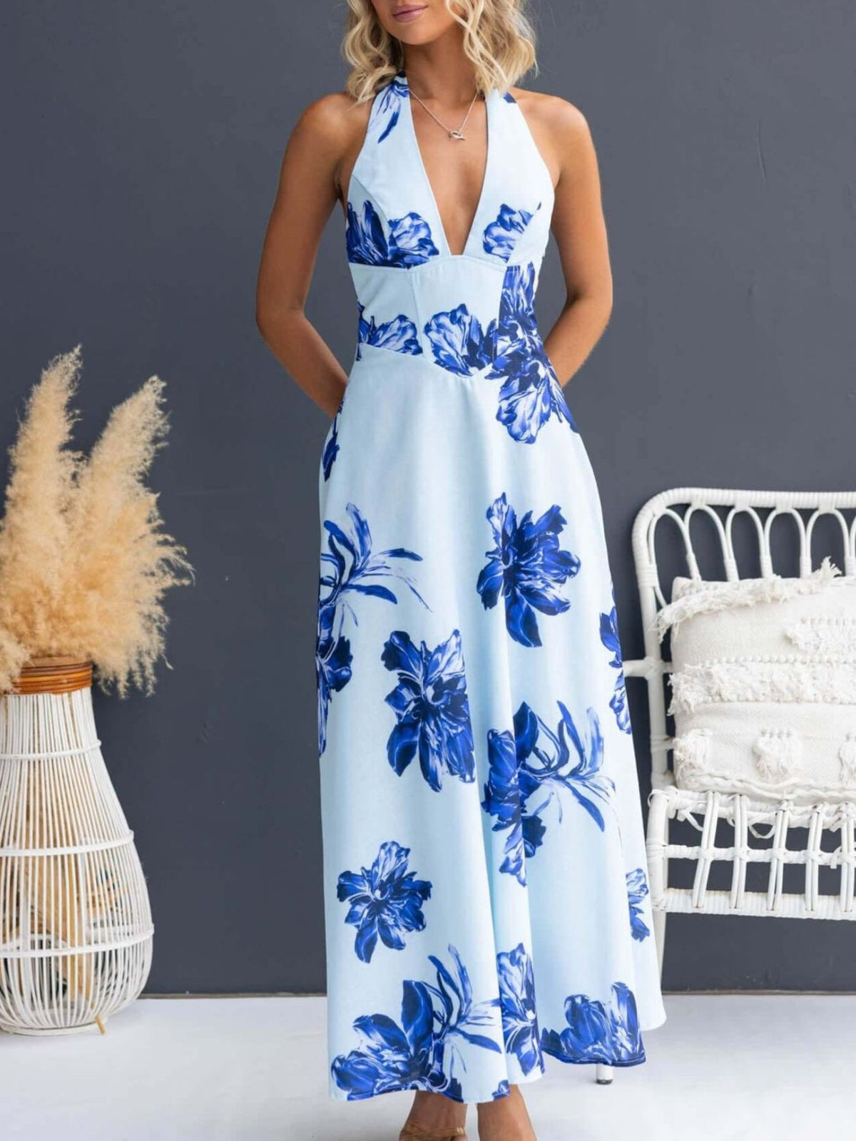 Floral halter neck maxi dress view 14