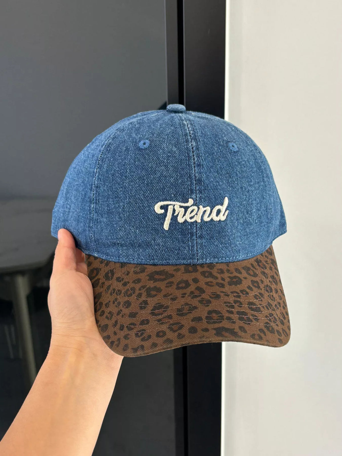 Embroidered cotton baseball cap color options