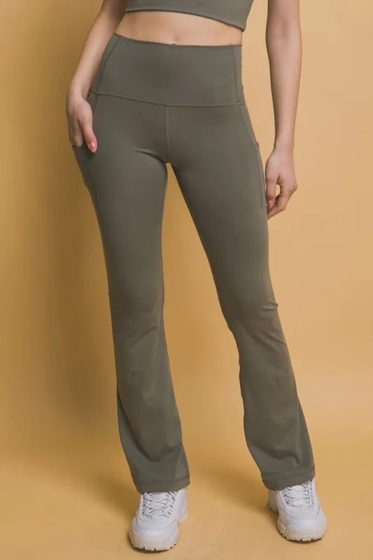 Love Tree High Waist Flare Active Leggings with Side Pockets Moss - Fashorio