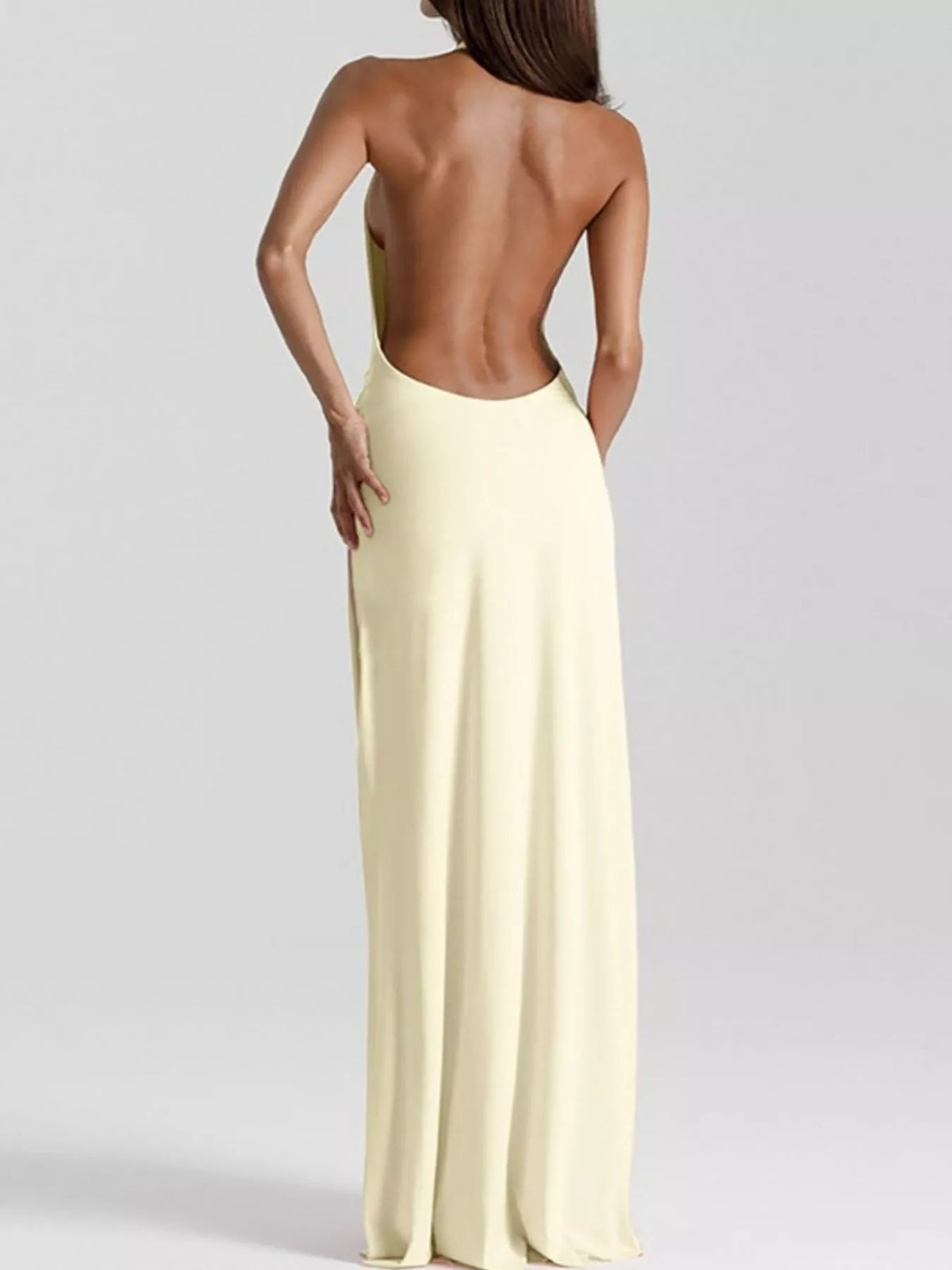 Fabric texture of the polyester halter dress
