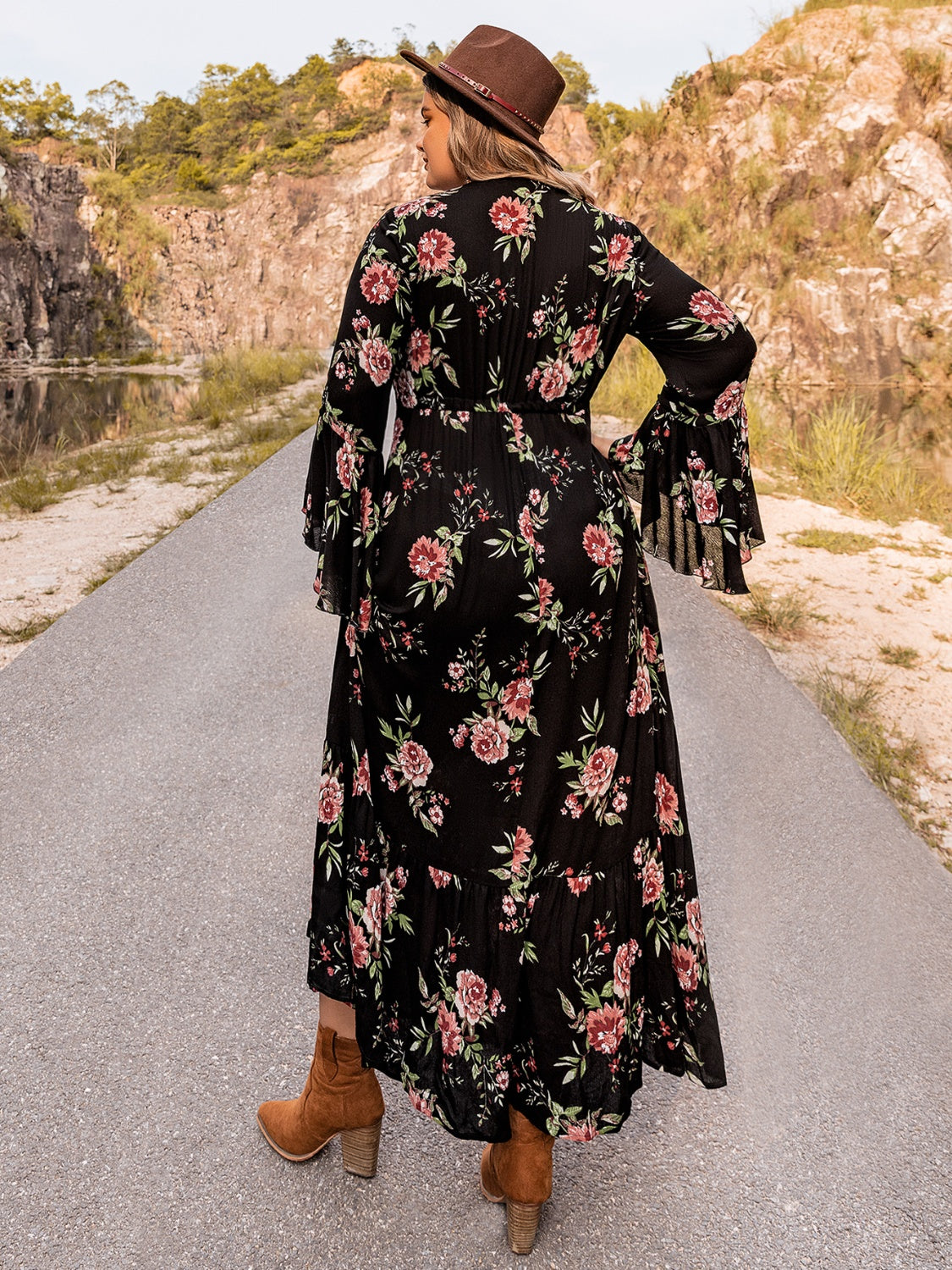 Plus size floral flare sleeve maxi dress in black side view
