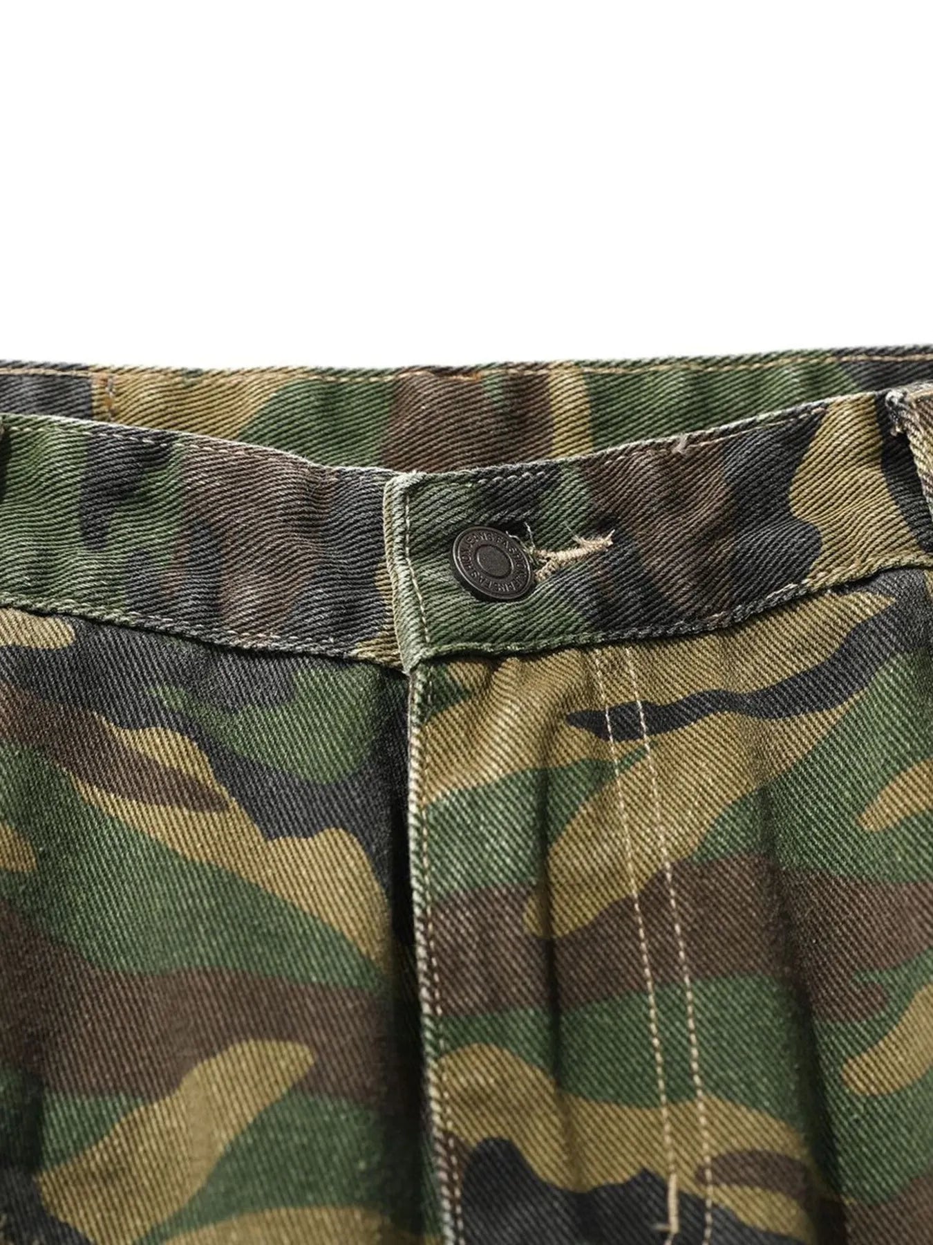Men's Distressed Camouflage Cargo Shorts - Fashorio